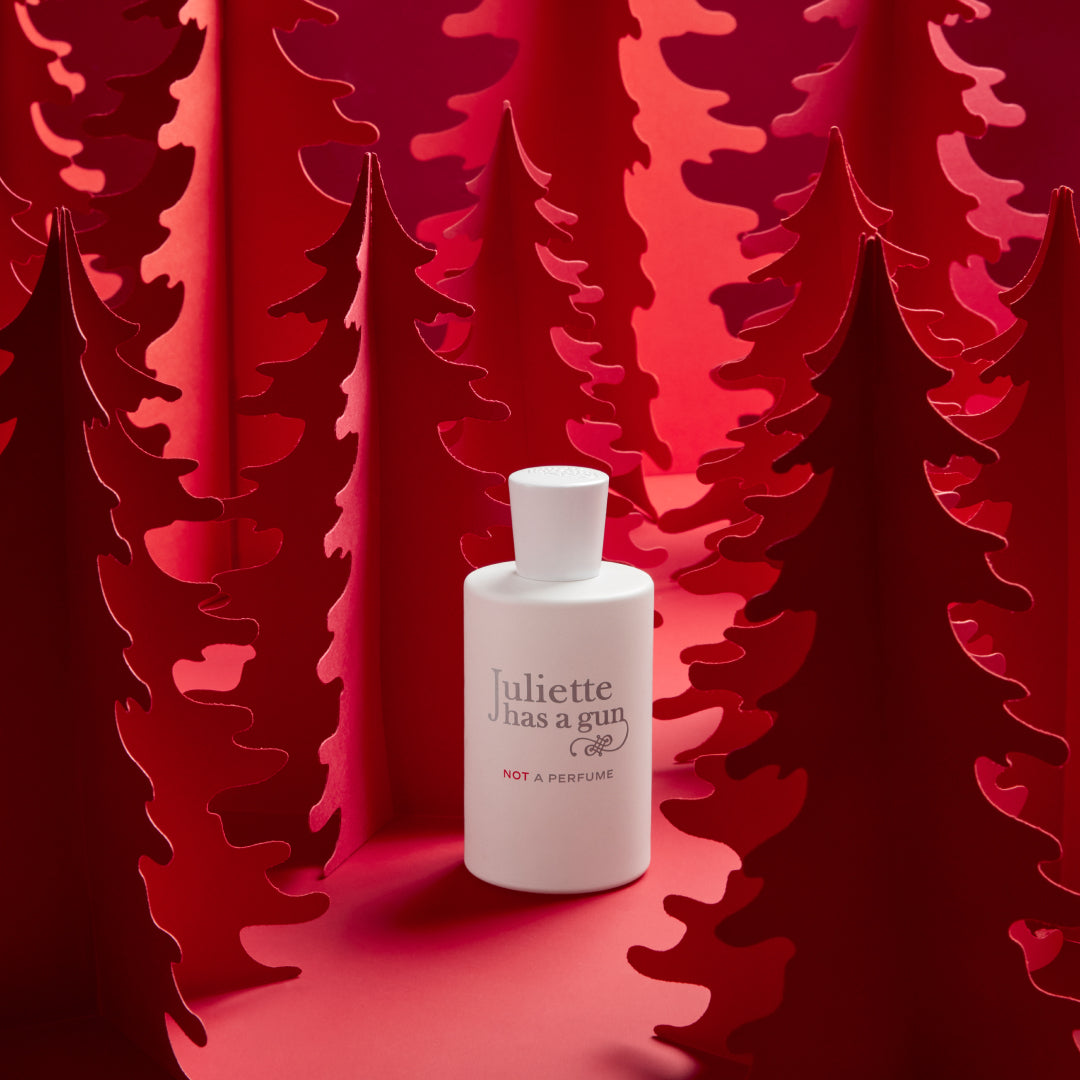 Not a Perfume HOLIDAYS_FOREST_RVB_1080x1080_LD.jpg__PID:571e2700-4374-40a5-b74f-28c39b6a5b5a